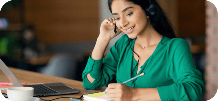 virtual receptionist on a call taking notes