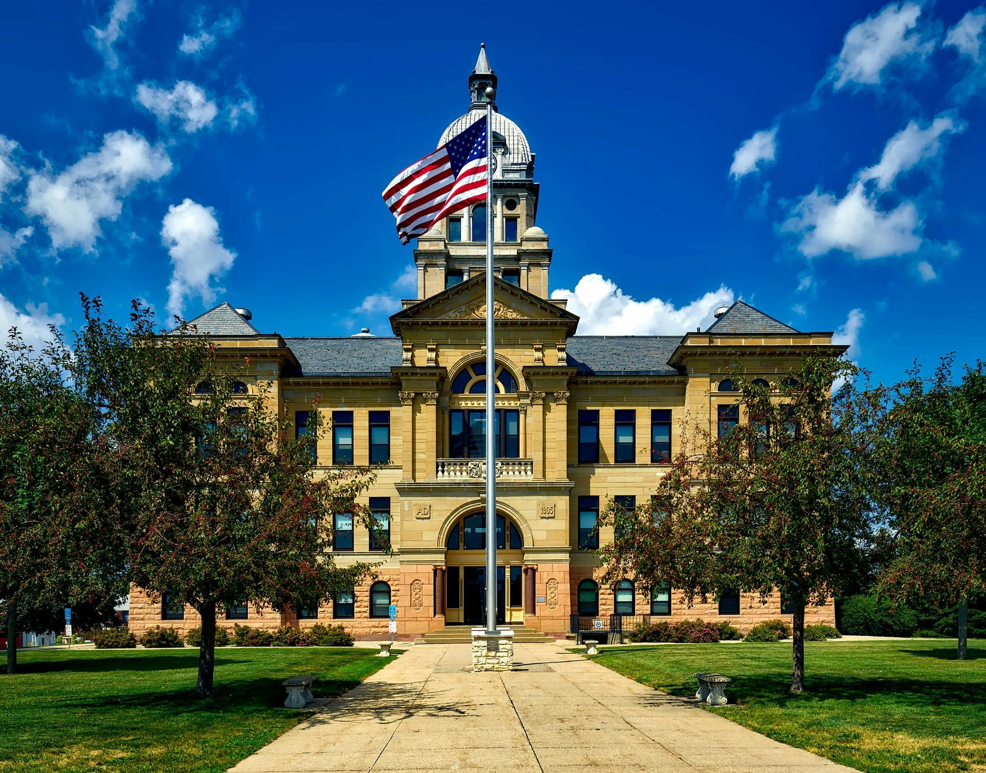 cedar rapids state building