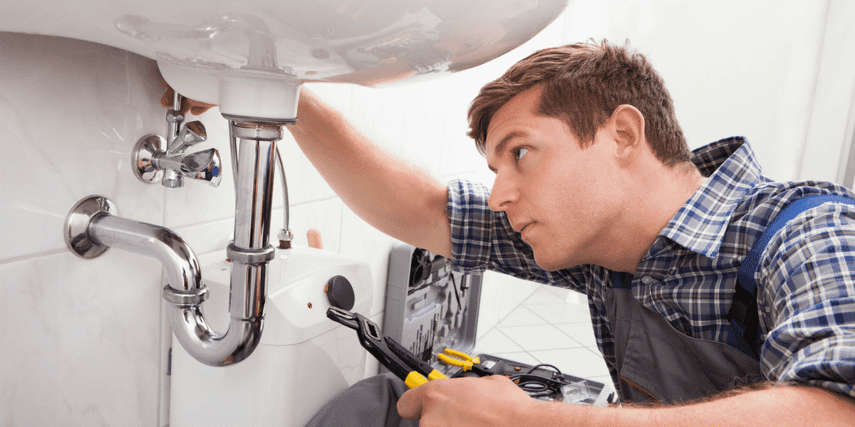 Answering Service for Plumbing Companies Fix Communication Leaks